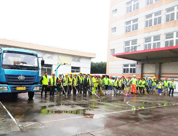 施工現(xiàn)場晨會